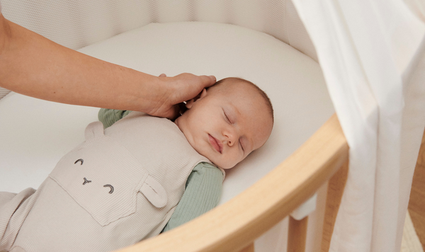 Safe Sleep Week: Myths, Tips & Safe Sleep Practices for Your Baby